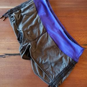 Lululemon shorts size 4
